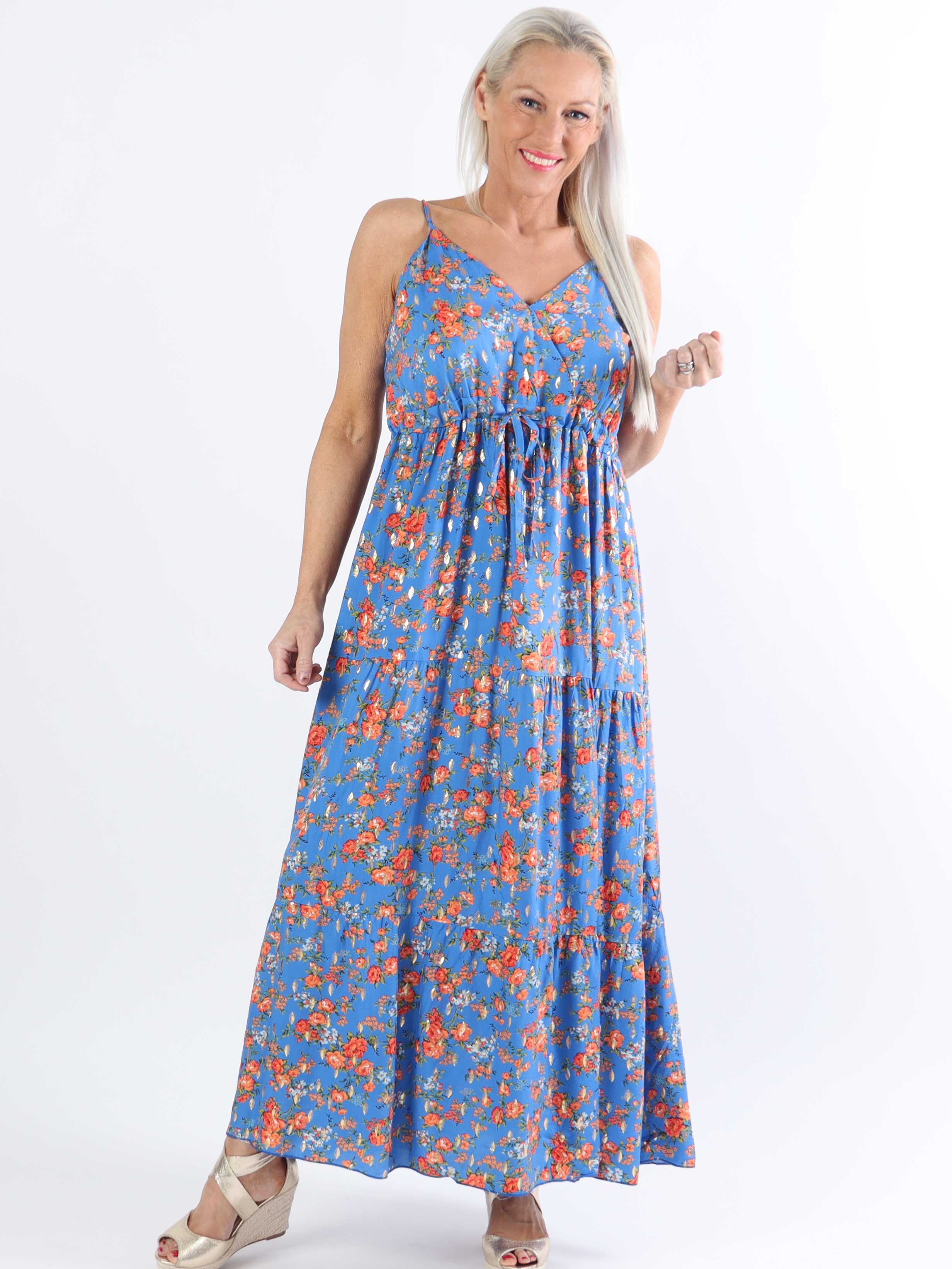 Lucie Rose - Plus size stropkjole med rosemotiver med v-udskæring